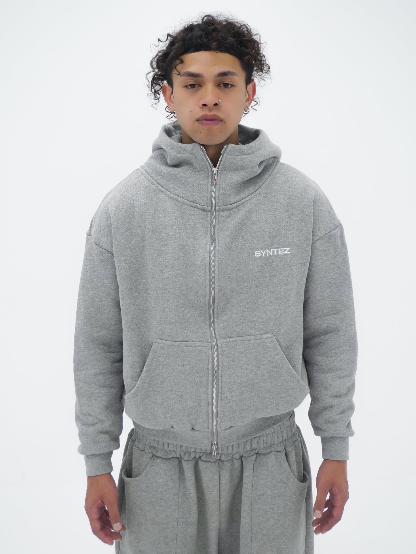 SOLO ZIP UP - GREY