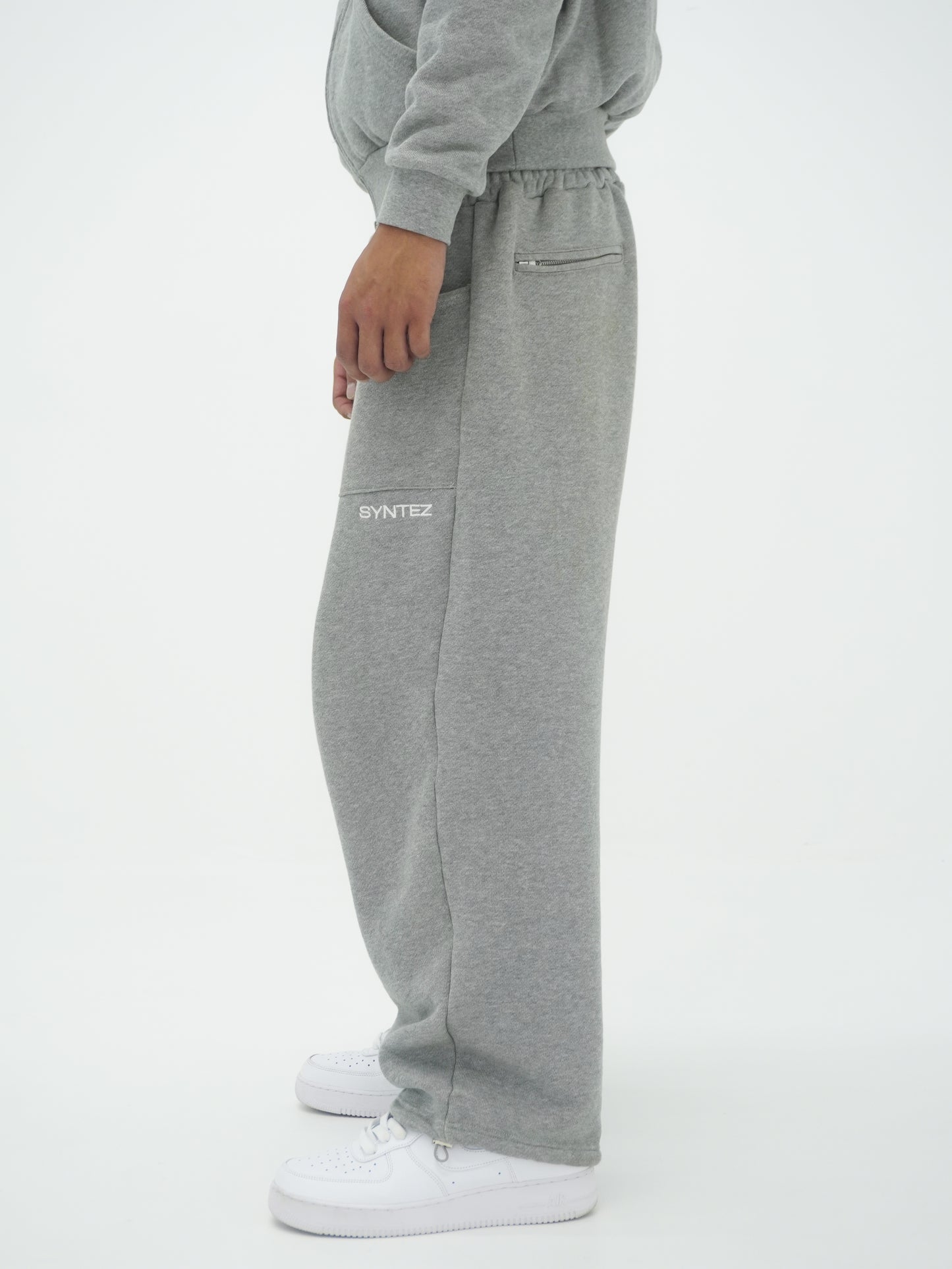SOLO STRAIGHT SWEATPANTS - GREY