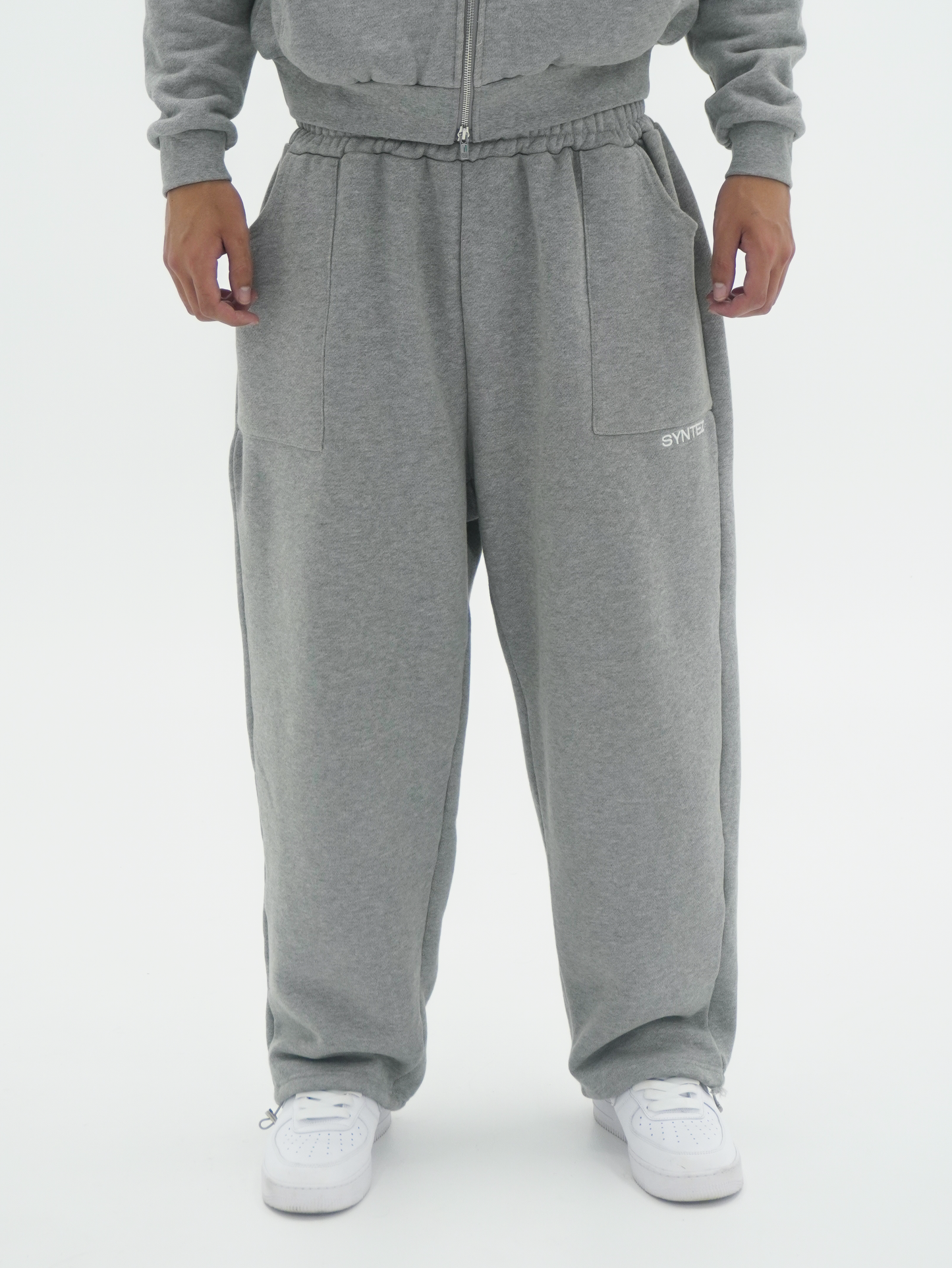 SOLO STRAIGHT SWEATPANTS - GREY